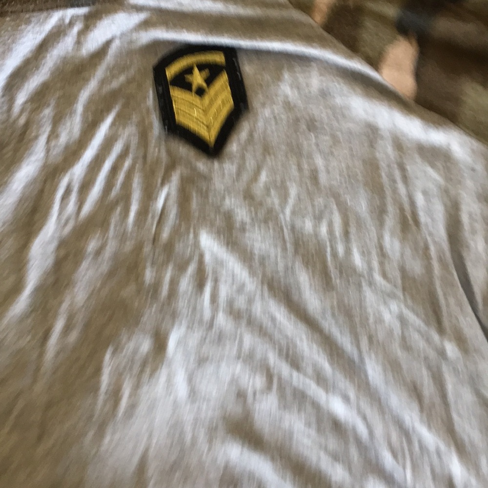 Cheap Shirt! - Picture 2 of 4